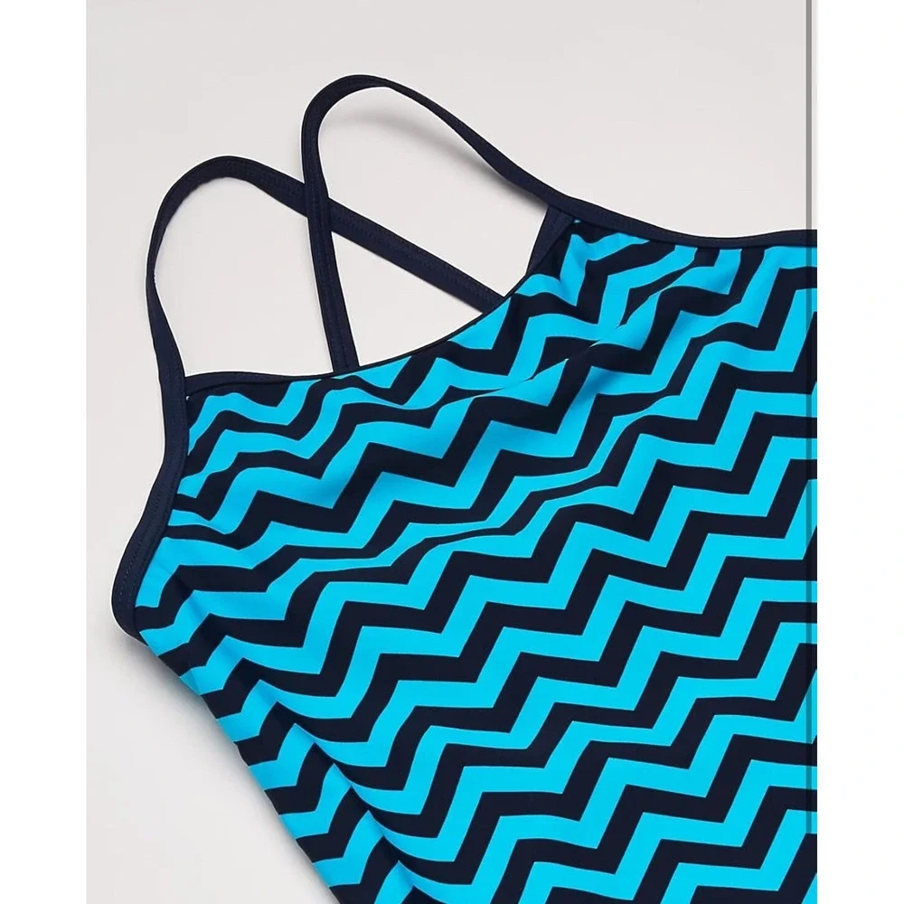 Kanu Surf Girl's Blue Tie Dye 2-piece UPF‎ 50+ Tankini Swimsuit Size 8